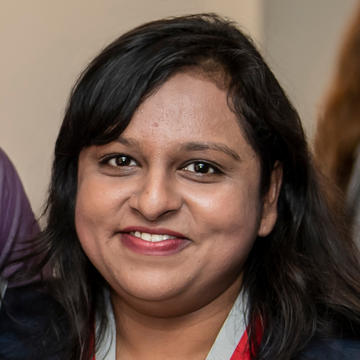Aditi Saini '18 (MBA) at the 2018 Haub School of Business Graduate Awards Ceremony.